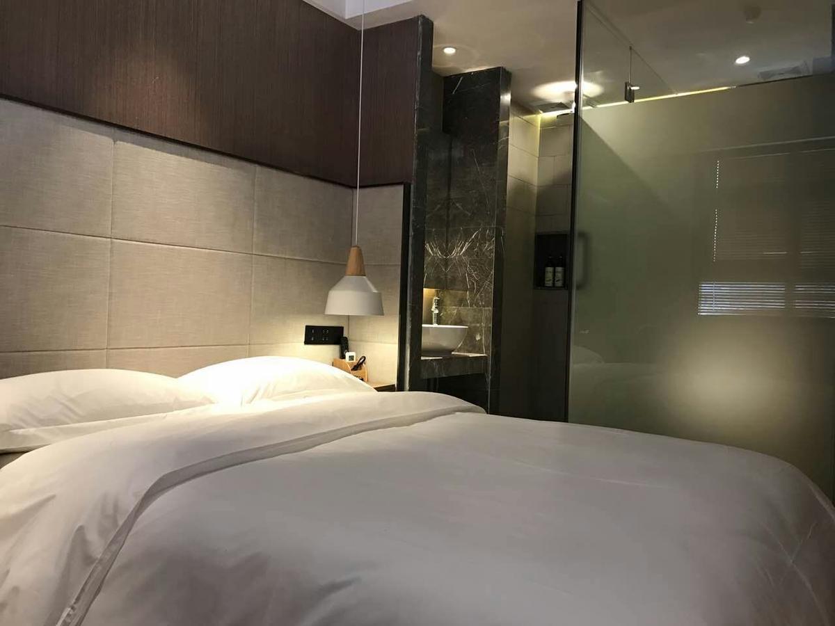 Yat House Hotel Guangzhou Bagian luar foto