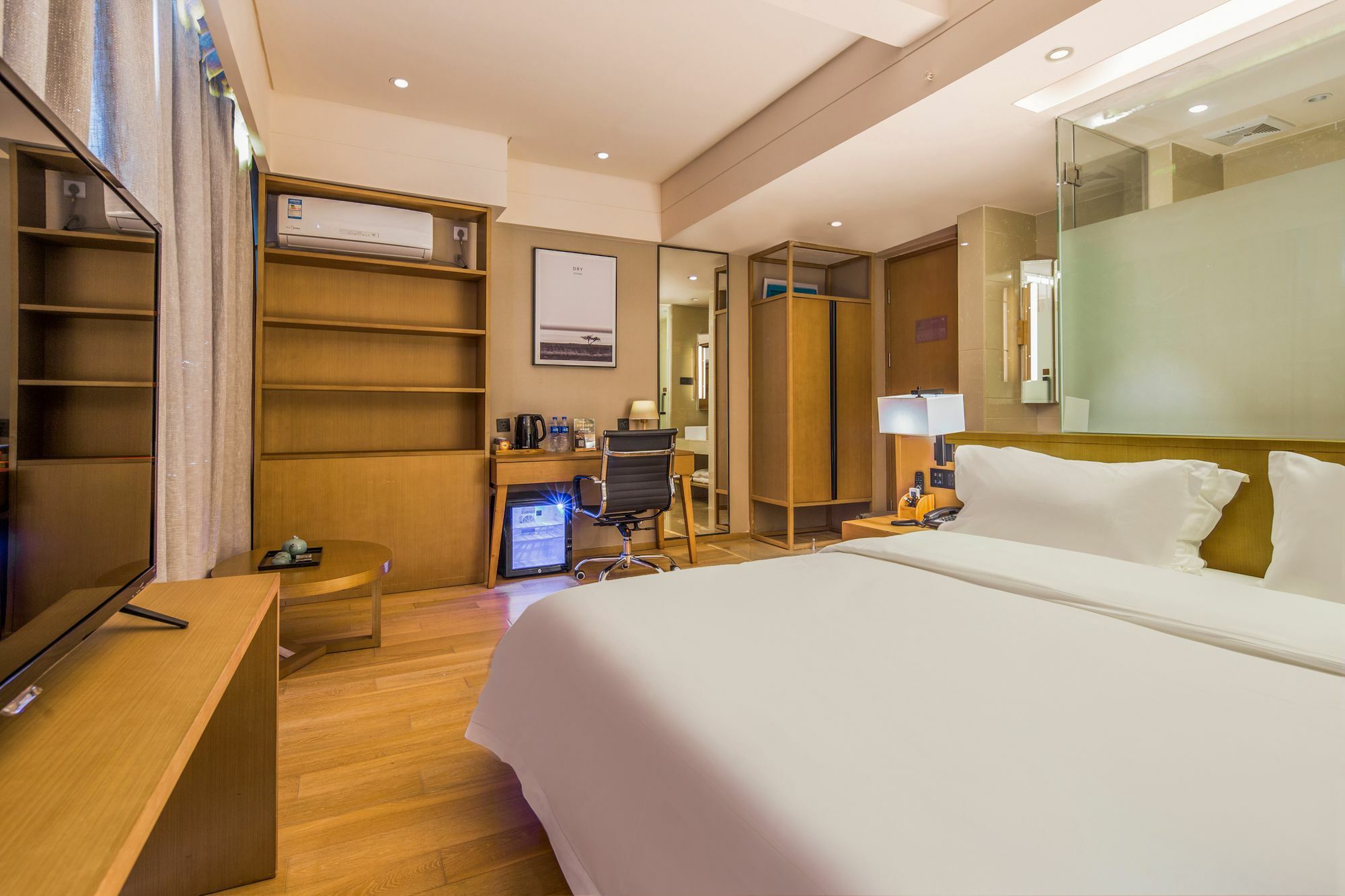 Yat House Hotel Guangzhou Bagian luar foto
